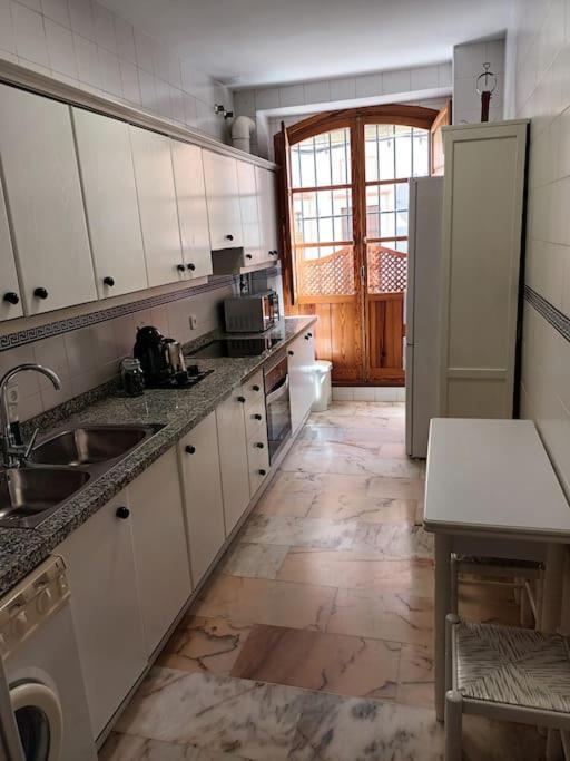 Apartamento Puerta Real Sevilla Exterior foto