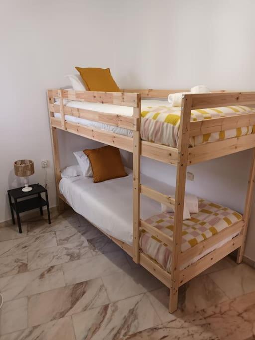 Apartamento Puerta Real Sevilla Exterior foto